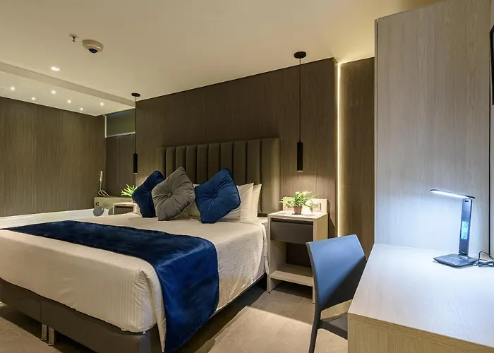 4 Sur Hotel